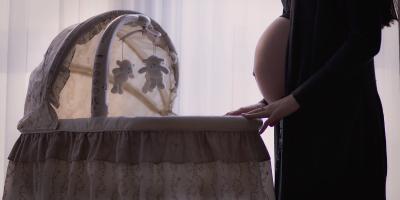 Cesarskie cięcie na życzenie? Specjaliści mówią: nie