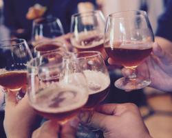 Za dużo i źle pijemy alkohol
