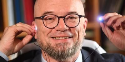 Doświetlanie mózgu pozwala uniknąć depresji 