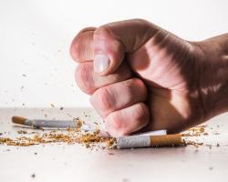 Poznaj 10 trików na rzucenie palenia