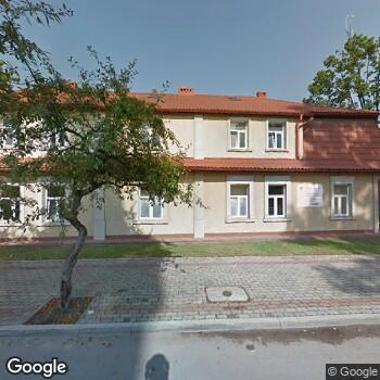 Zdjęcie budynku Centrum Pielęgniarstwa Środowiskowo Rodzinnego i Rehabilitacji przy Stacji Opieki Caritas w Nisku